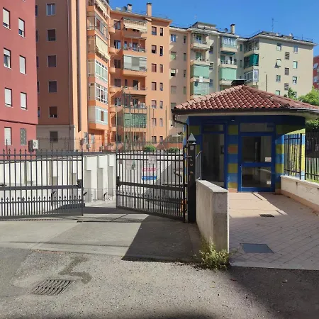 Emmerosa, Centro Citta, Parcheggio *