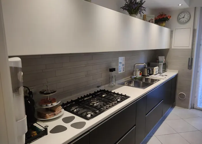 Emmerosa, Centro Citta, Parcheggio Apartament