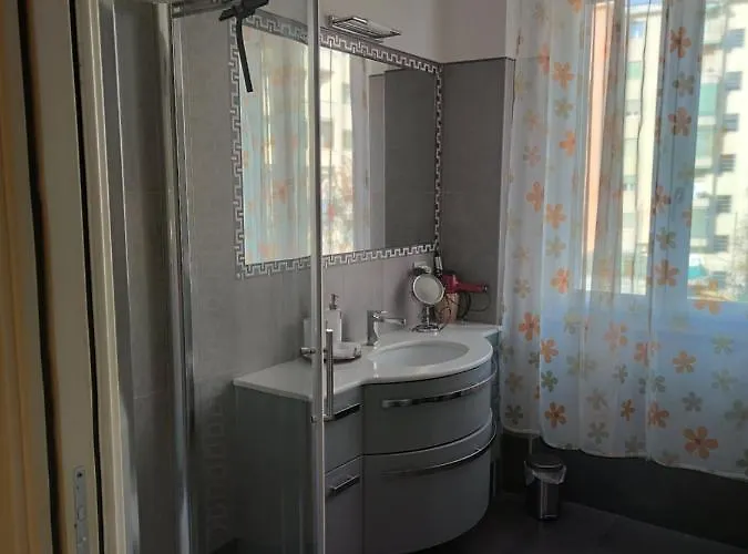 Emmerosa, Centro Citta, Parcheggio * Werona