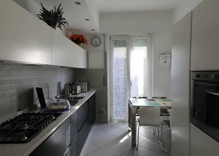 Emmerosa, Centro Citta, Parcheggio * Werona