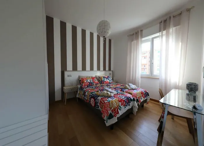 Emmerosa, Centro Citta, Parcheggio